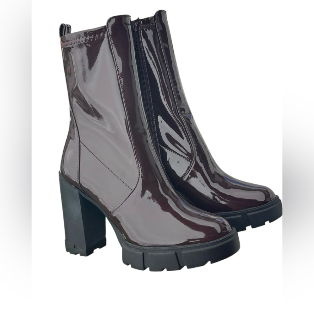 ALDO Women’s Ankle Boots Lug Sole Heeled Platform Glossy Dark Brown - Size 8.5